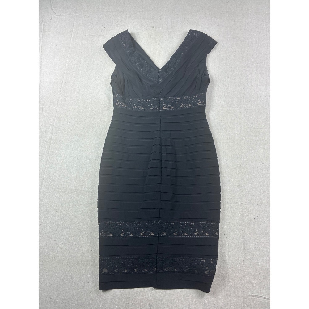 Adrianna Papell Black Lace T Sheath Dress V Neck Cap Sleeve Cocktail Valentines